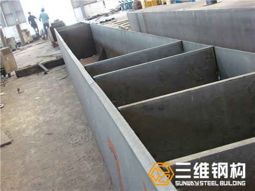 新黄金城hjc222箱形柱加工成品案例图2