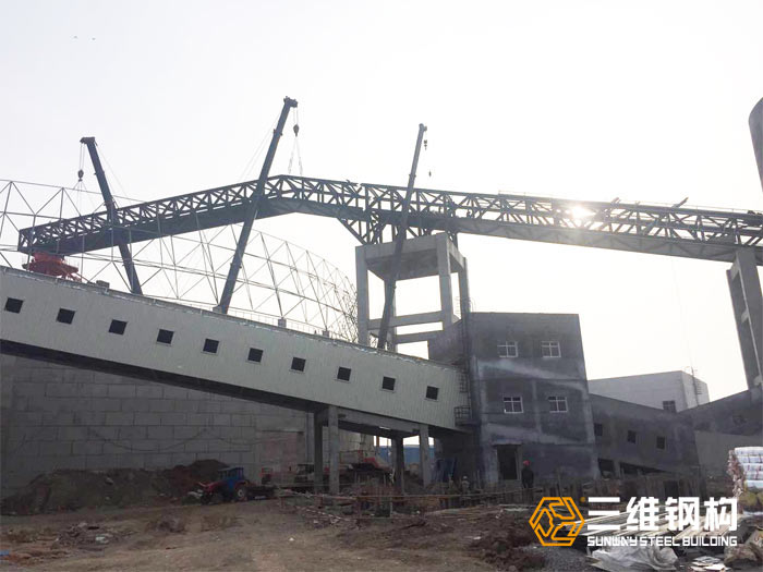 新黄金城hjc222钢结构施工